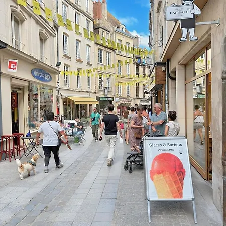 Lägenhet Coeur De Caen, Charme Ancien & Confort Moderne