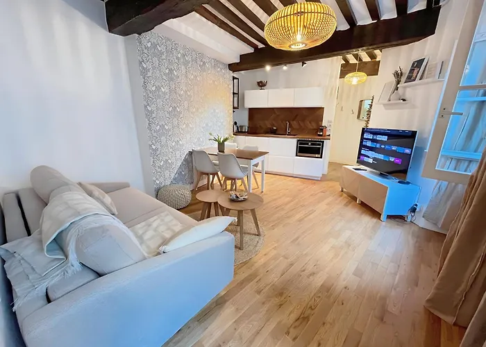 Coeur De Caen, Charme Ancien & Confort Moderne Apartment *